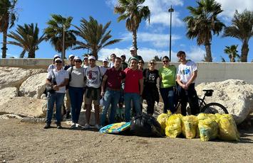 Limpieza playa Malagueta